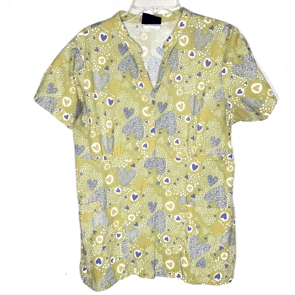 BOGO FREE green hearts scrub top blouse shirt S small nurse scrubs vneck